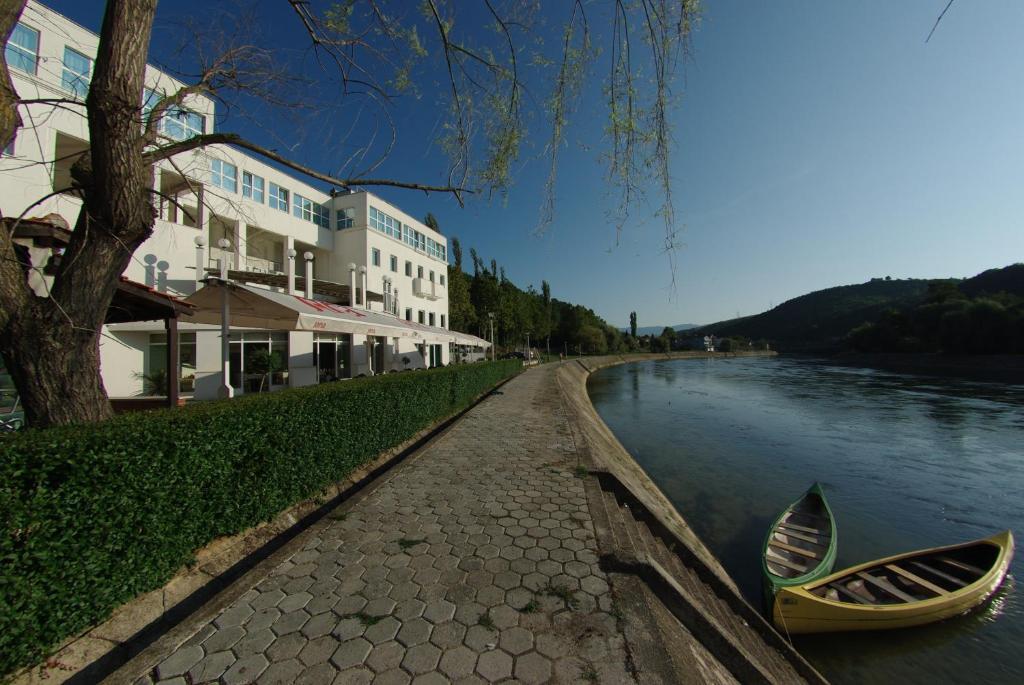Hotel Sv. Mihovil Trilj Szoba fotó