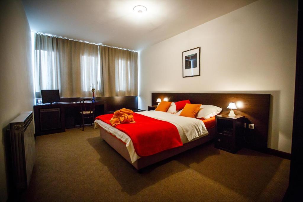 Hotel Sv. Mihovil Trilj Szoba fotó
