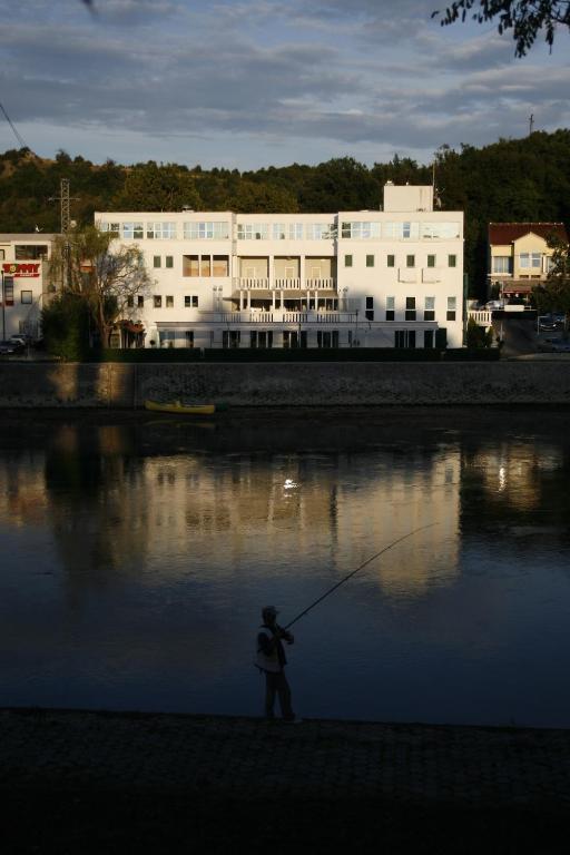 Hotel Sv. Mihovil Trilj Szoba fotó